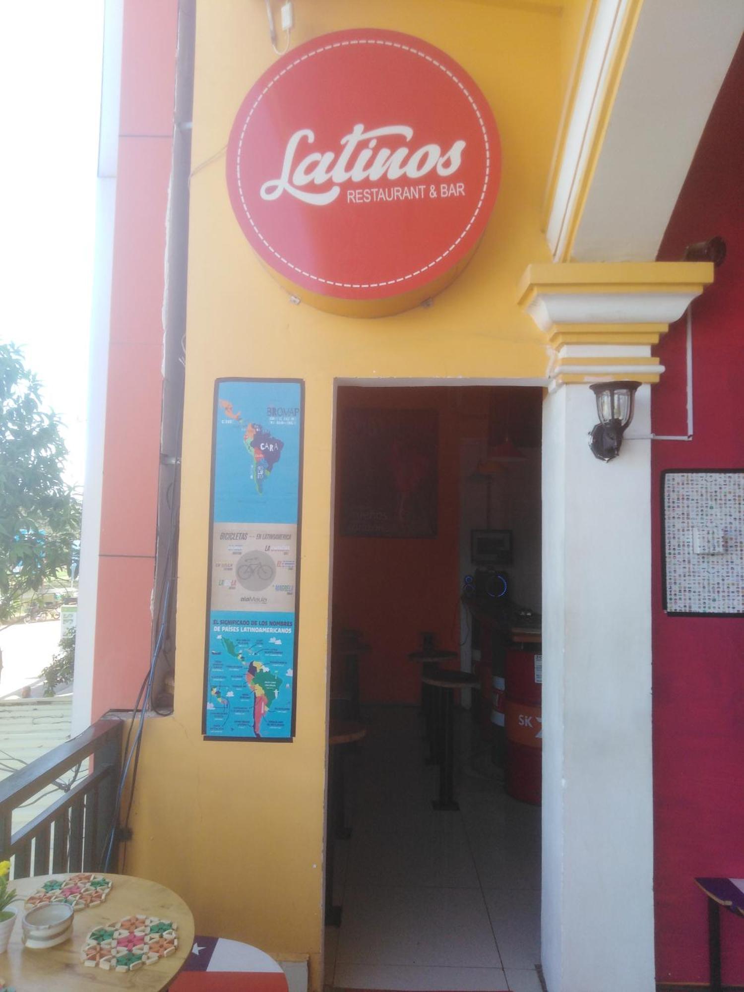 Latinos Hostel Siem Reap Exteriör bild